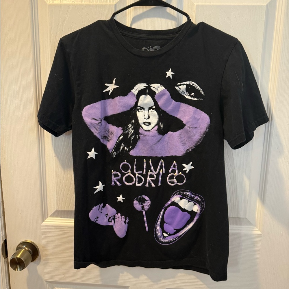 Black Olivia Rodrigo T-Shirt with White Star Design